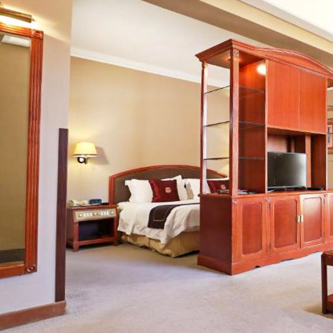 Qianmen Jianguo Hotel