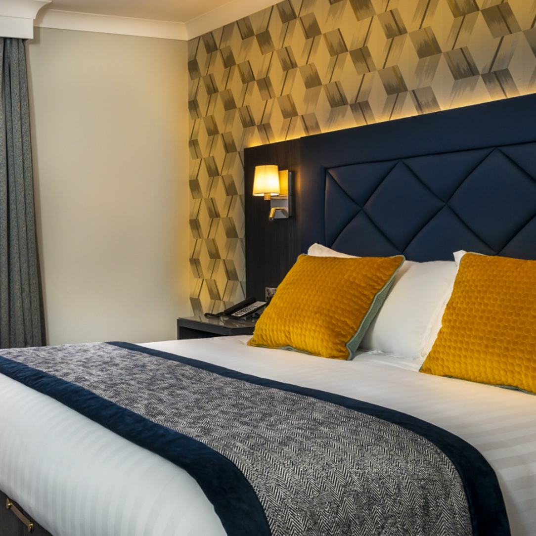 Camden Court Hote