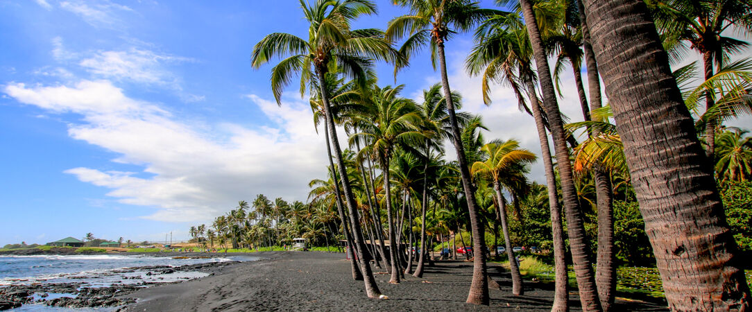 Punaluu Beach sable noir Hawaii