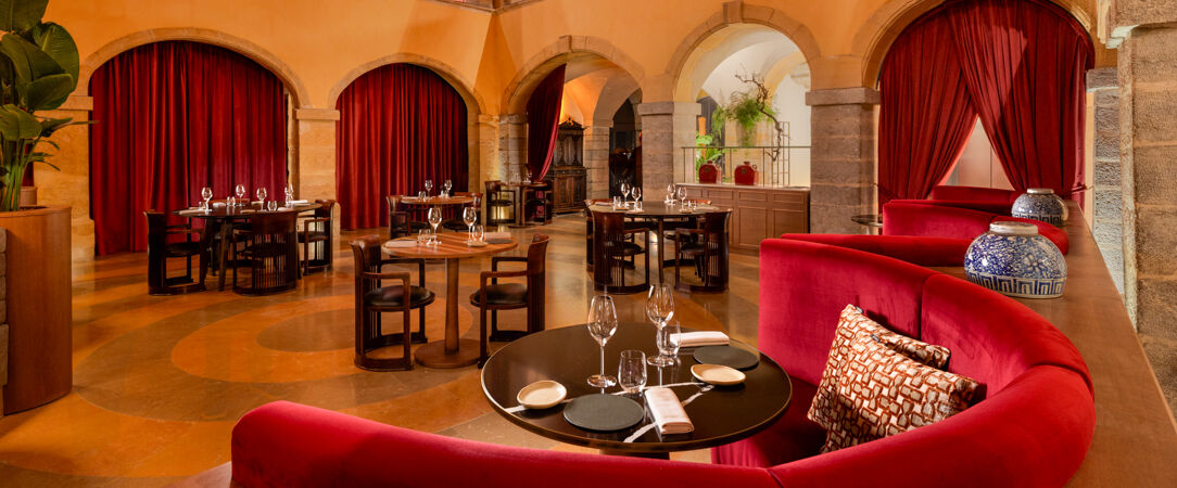 Cour des Loges Radisson Collection Hotel *****
