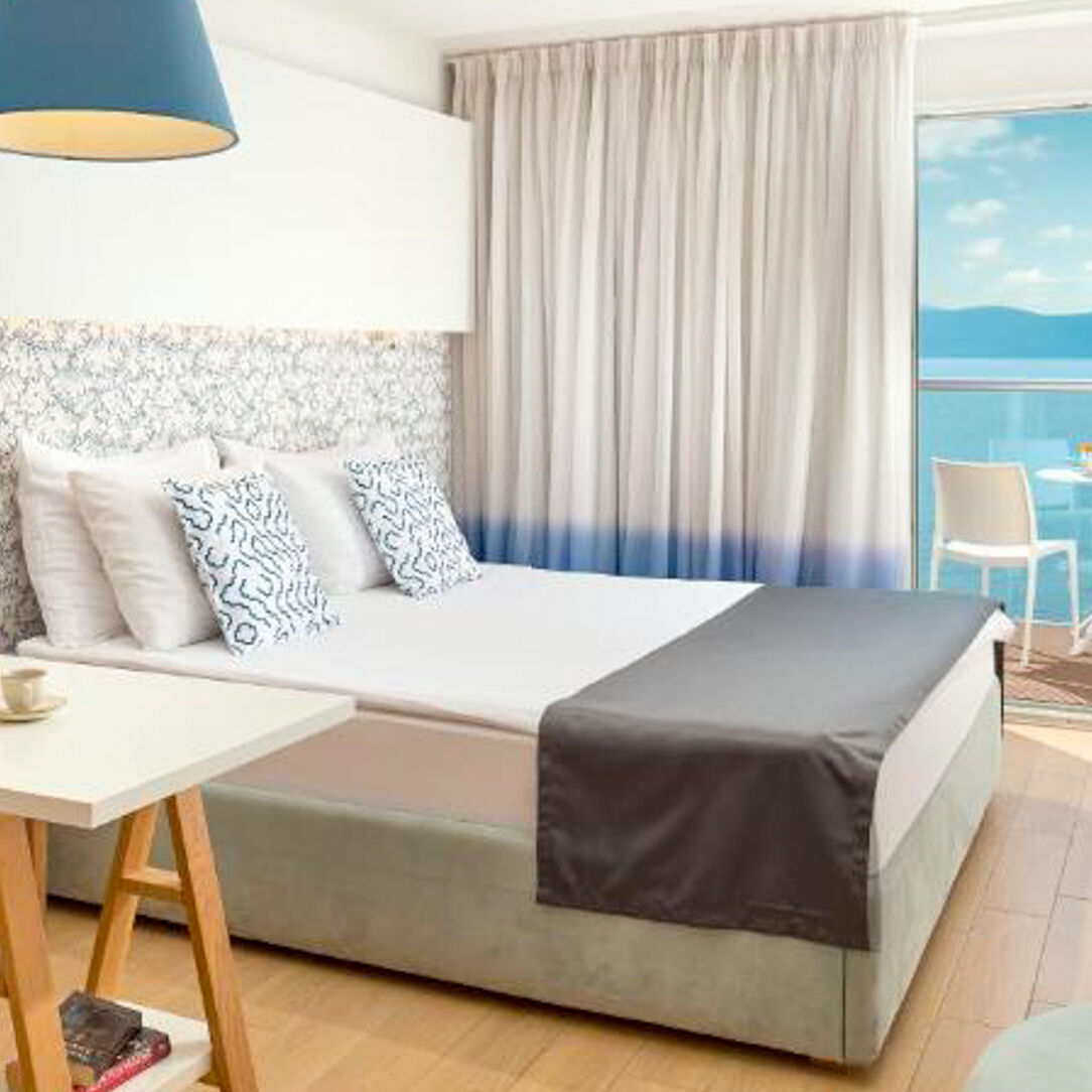 Chambre vue mer latérale
