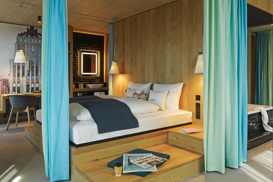 Suite Plaza